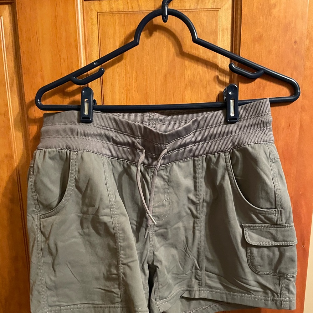 Womens North Face athletic shorts. Size medium
